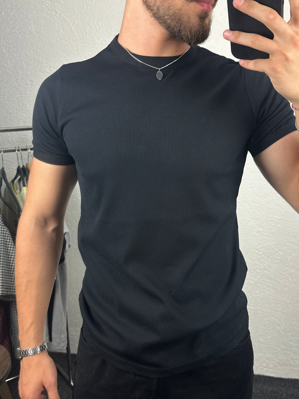 Siyah Bisiklet Yaka T-shirt