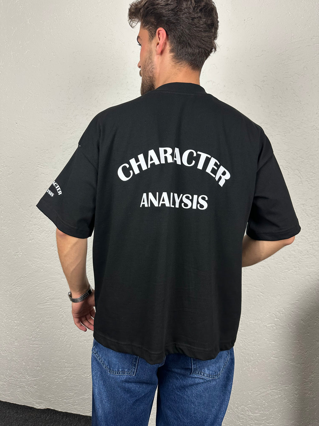 Siyah Character Analysıs Boxy Fit T-shirt