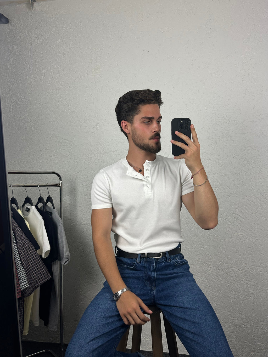 Beyaz Henley Yaka T-Shirt